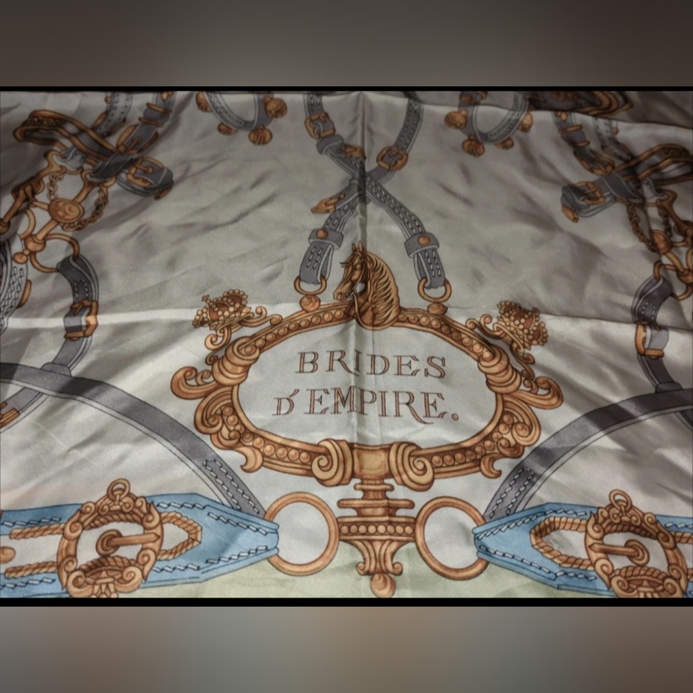 Bride d'empire scarf - Picture 2 of 3